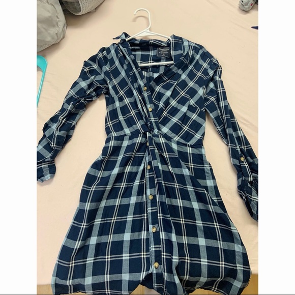 Abercrombie and Fitch Flannel Dress - Picture 2 of 3
